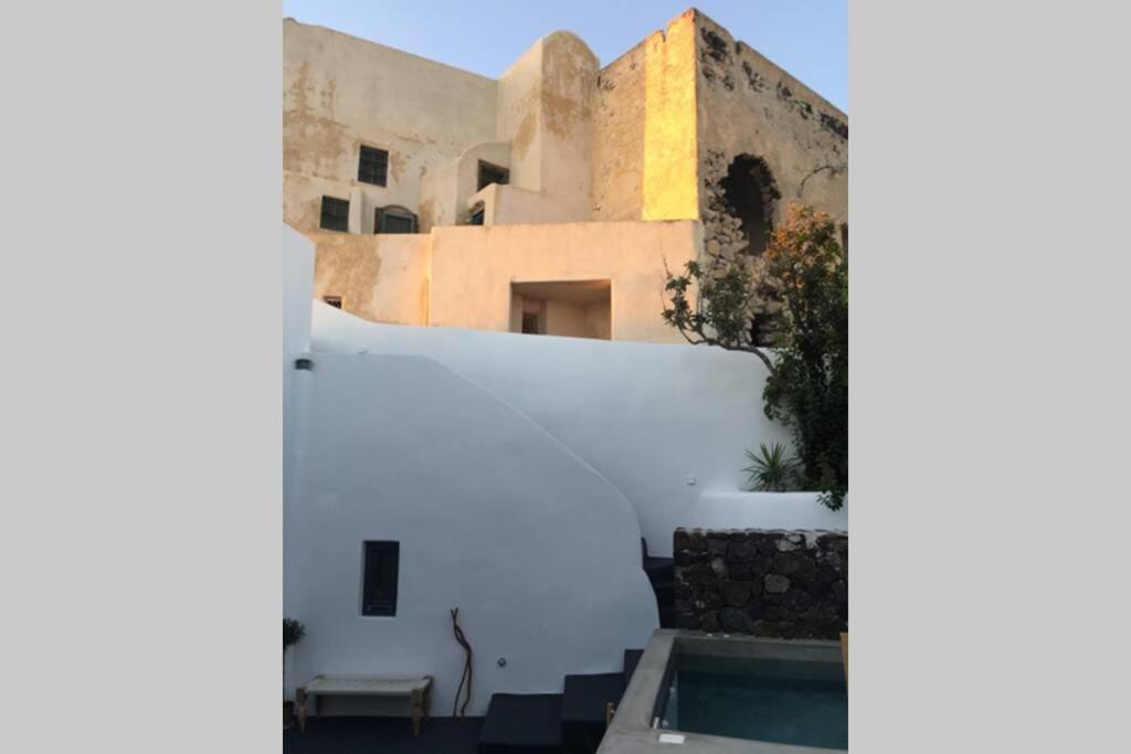 Santorini Folia Cave House With Jacuzzi Villa Pyrgos Kallistis Luaran gambar